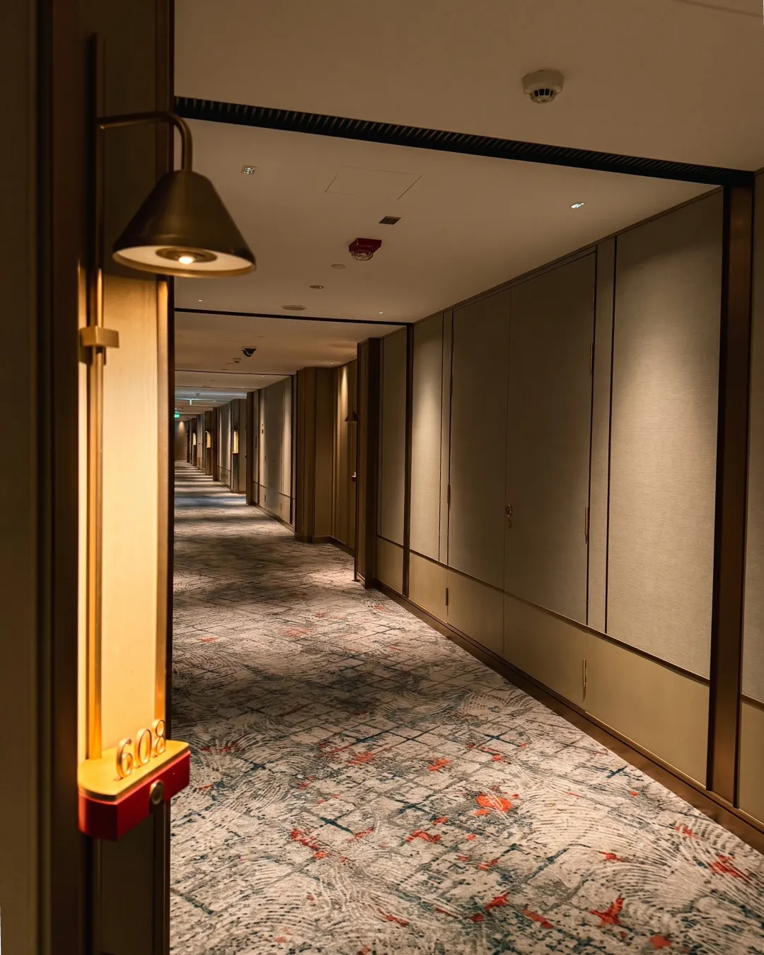 Guest_Floor_Corridor